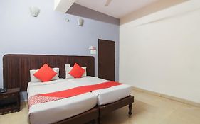 Hotel O Regal Near Paradise Circle